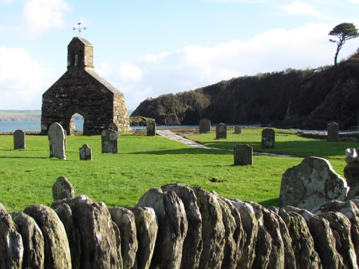 Ty Nain, Newport, Pembrokeshire Villa Newport  Luaran gambar